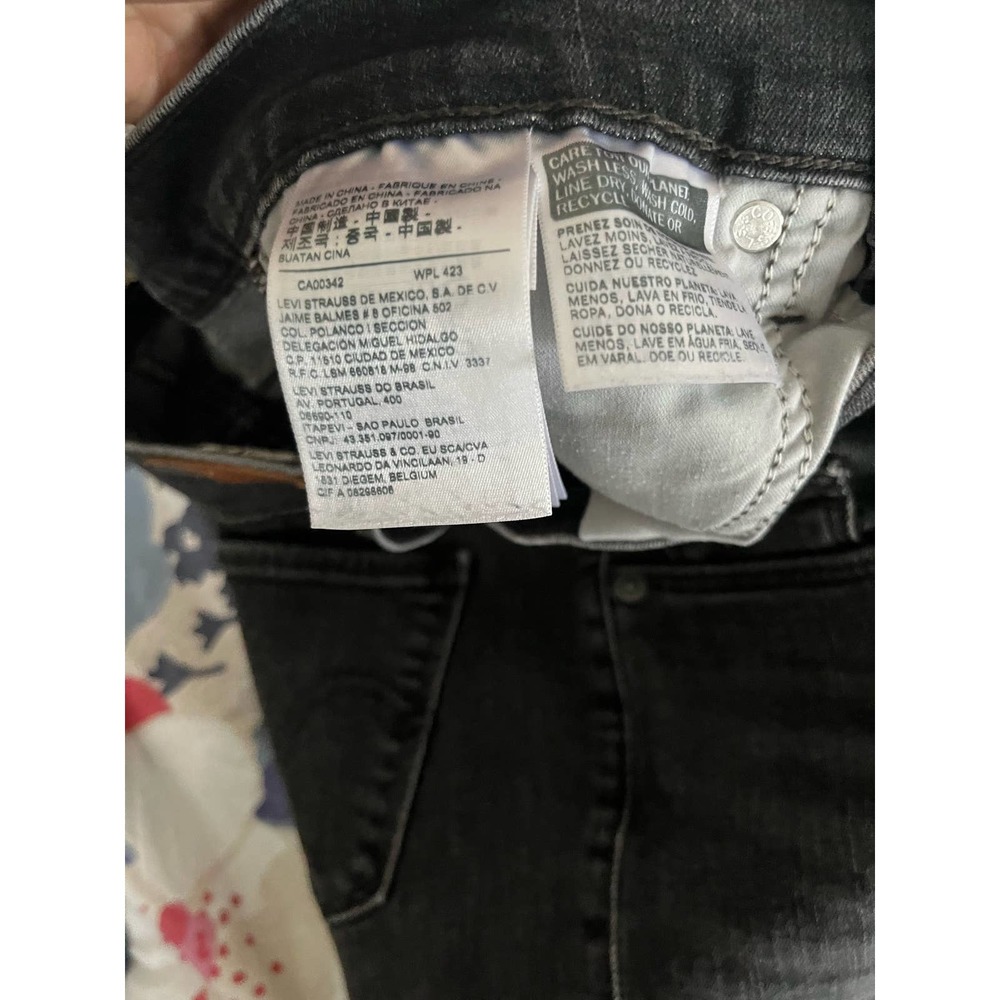Levi’s Jeans | Curvy Skinny Distressed Gray | Sz 28 - Picture 9 of 9